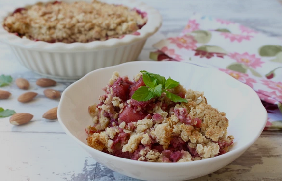 Spiced Apple & Blackberry Crumble – Vivo Life EU