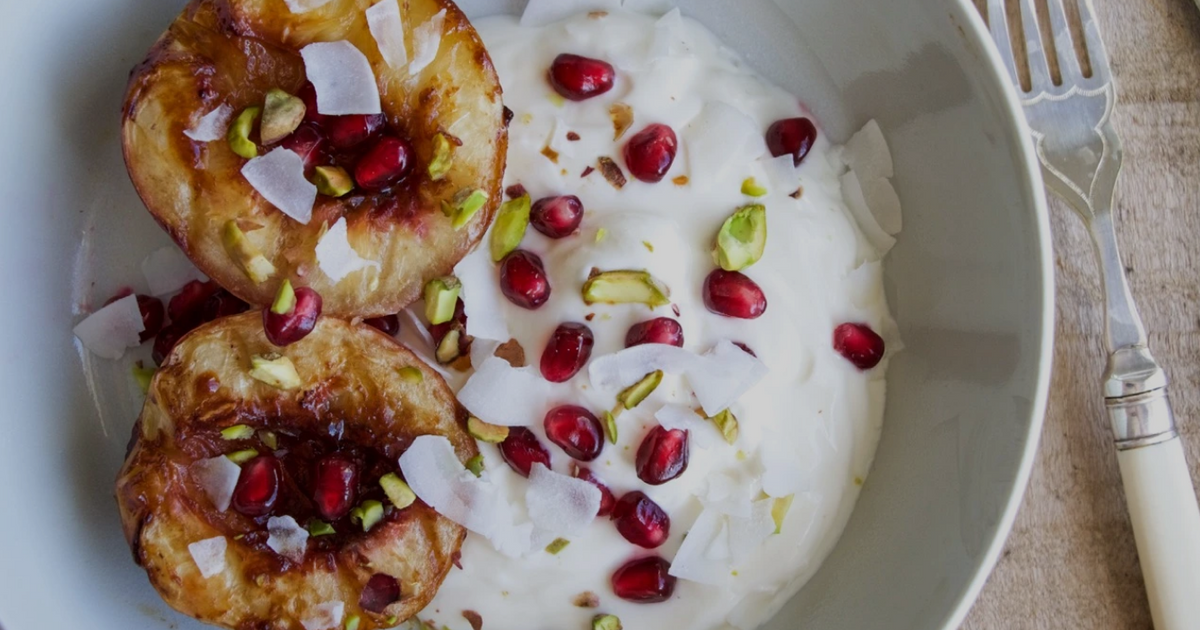 BBQ Special! Spicy Vegan Burgers & Caramelised Coconut Nectarines – Vivo Life EU